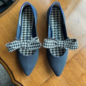 Rothy’s size 8 navy pointed toe “The Point” Maryjane with gingham ribbon ties